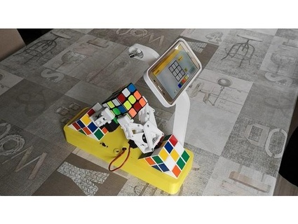 rubiks bot cube résoudre robot lichmoeller 3d print model - Mito3D