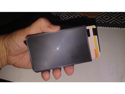 minimaliste carte titulaire soutien portefeuille fax 3d print model - Mito3D