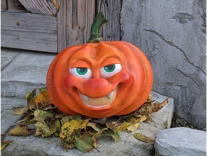 huge cartoon-style halloween pumpkin creaturesandtheming 3d print model - Mito3D