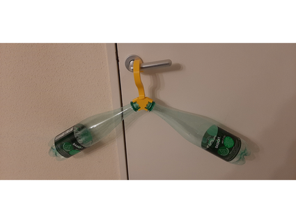 bottle cloth hanger squizz 3d print model - Mito3D
