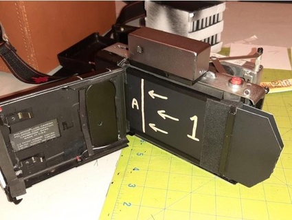 Polaroid paketlemek kamera film Kulp destek raylar jamesskelton 3d print model - Mito3D