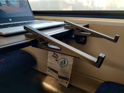 israel railways laptop stand shuky 3d print model - Mito3D