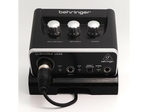 Behringer um2 supporter l'audio interface audio pièces xlr 3d print model - Mito3D