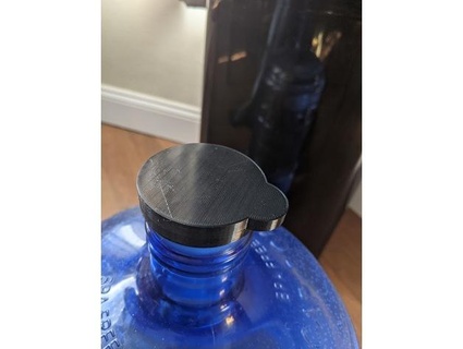 5 galón agua envase gorra lechosa 3d print model - Mito3D