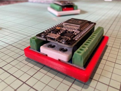 esp32wroom 30 pin dip screw terminal breakout board larsonlr 3d print model - Mito3D
