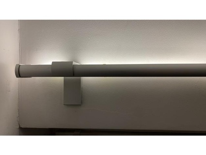 customizable clip-on bracket top-facing led strips curtain rails phrxmd 3d print model - Mito3D