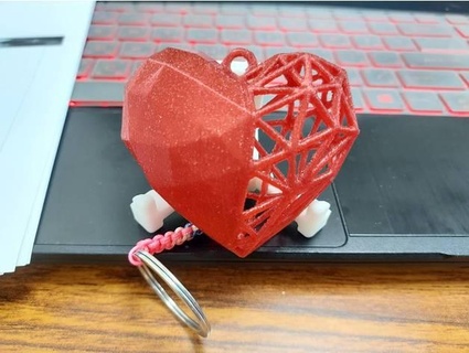niedrig poly Hälfte voronoi Herz joy 3d print model - Mito3D