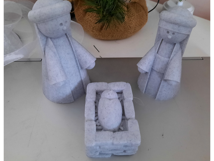 toddler nativity set poodermom 3d print model - Mito3D