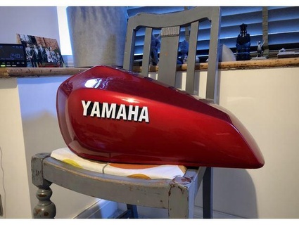 Yamaha logotipo motocicleta tanque distintivo Stuart 3d print model - Mito3D