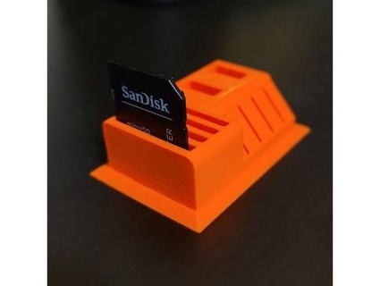 sd carte USB titulaire soutien 4 2 fentes stengel99 3d print model - Mito3D