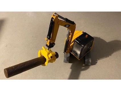 bruder midi excavator fixed adapter koeniedb 3d print model - Mito3D