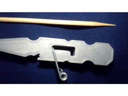 clothespin gun read desription scifigunslinger 3d print model - Mito3D