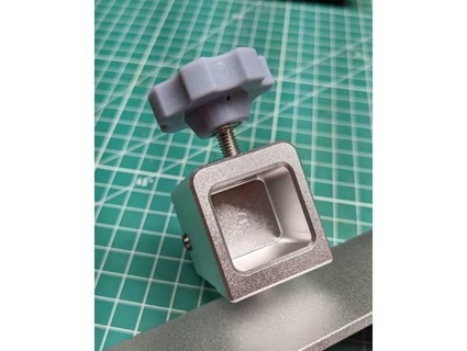 anycubic photon mono se build plate thumb screw nuxez 3d print model - Mito3D