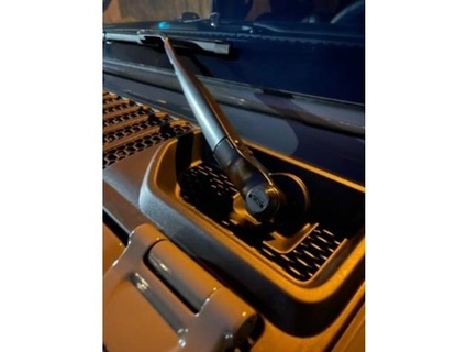 jeep wrangler jl 4xe parabrezza tergicristallo braccio cap mletschin 3d print model - Mito3D