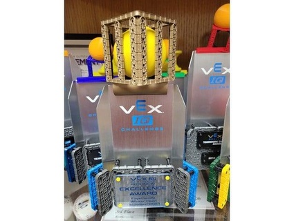 vex iq pitching trophy topper errolflynnigan 3d print model - Mito3D