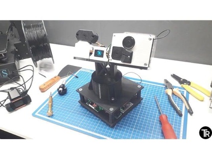 automatique alarme l'horloge tourelle poubellerobotique 3d print model - Mito3D