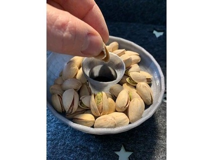 clever snack bowl box ++version ii++peanuts pistachio seeds locke one 3d print model - Mito3D