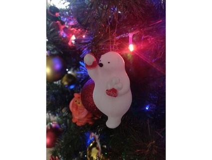 kumaty polar bear snowball fight - christmas ornament ioexception22 3d print model - Mito3D