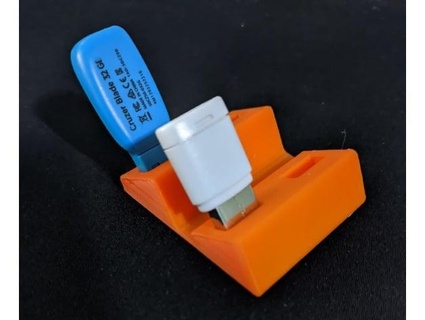 wall mount USB suporte 4x Rohinp 3d print model - Mito3D