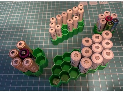 ampliable maleficio batería soporte mgyula 3d print model - Mito3D