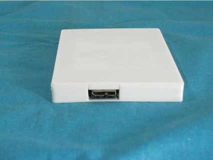 toshiba canvio basics portable usb drive - case vents d3cove 3d print model - Mito3D