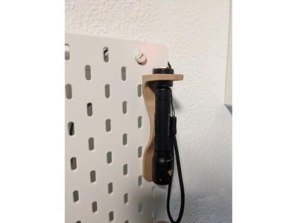 Ikea skadis LEDLENSER p5r station charge julif55 3d print model - Mito3D