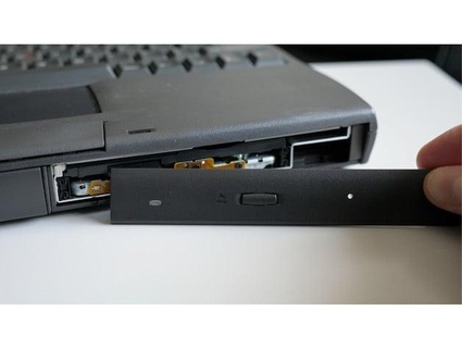 powerbook 1400 cd-rom drive bezel brackets thisdoesnotcompute 3d print model - Mito3D