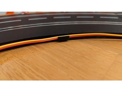 Carrera câble agrafe kabelclip alimentation supplémentaire spitzlbergerj 3d print model - Mito3D