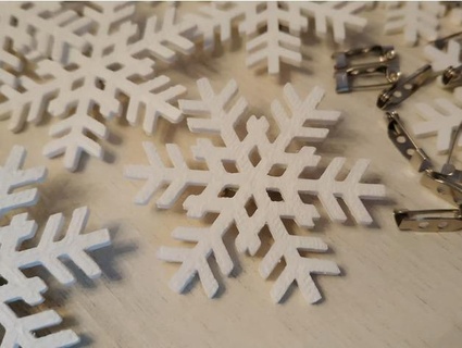 snowflake brooch dmawzx 3d print model - Mito3D