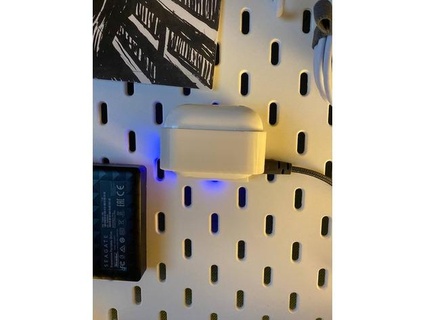 airpods pro titolare supporto qi caricabatterie ikea skadis ivanvoid 3d print model - Mito3D