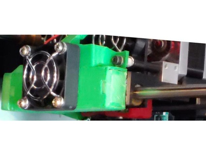 Kühlung Ventilator Leitung r2x 14t Flexionht Makerbot Replikator 2x mod poikilos 3d print model - Mito3D