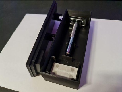 king c gillette double edge safety razor box iulian panait 3d print model - Mito3D
