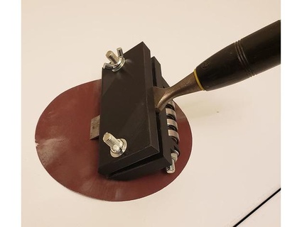 chisel sharpening jig bbqsnake 3d print model - Mito3D