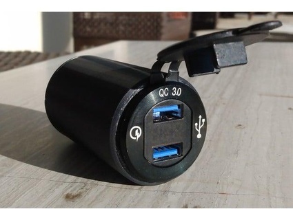 hızlı şarj etmek 30 USB cihazı Konut Murphse 3d print model - Mito3D