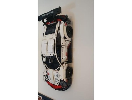 lego Porsche 42096 mur monter acclamé 3d print model - Mito3D