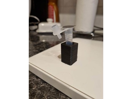lateral flow test stand baldycoot 3d print model - Mito3D