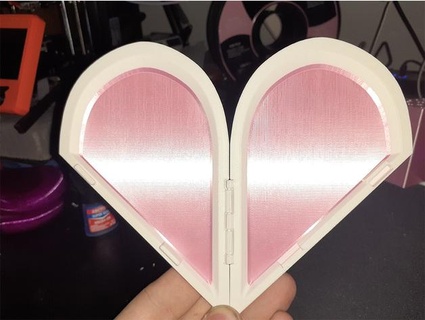 valentines moitié cœur print in place 3dtwinkie 3d print model - Mito3D