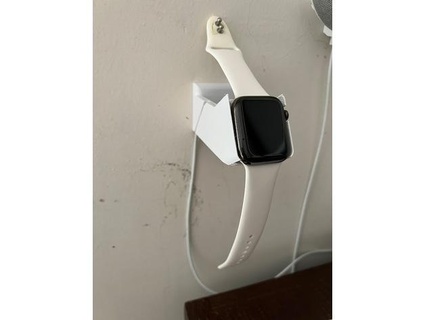 iwatch wall charger mount yossi33 3d print model - Mito3D