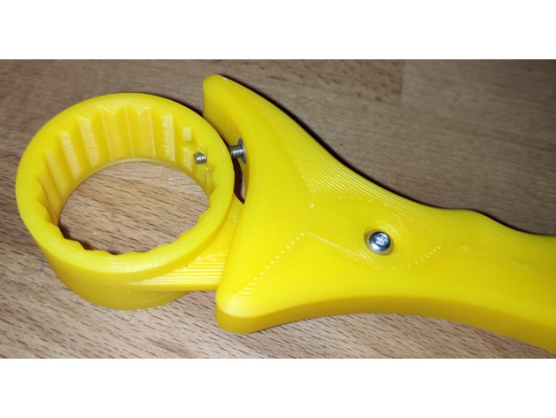 remixed pbco - plastic bottle cap opener 17mm notthehandle faboaic 3D print model - Mito3D