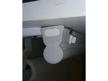plug socket 220v led lamp justaslip 3d print model - Mito3D