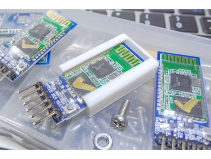 hc 05 06 Bluetooth module Facile support tokyo oiseau 3d print model - Mito3D