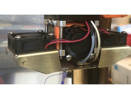 ultimaker 2 2+ cabezal impresión ventilador conducto recorrer 3d print model - Mito3D