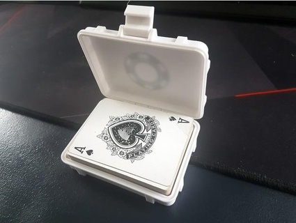 rugged box poker game card jujumo 3d print model - Mito3D