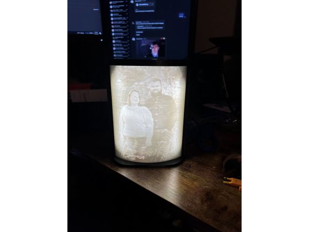 curved lithophane base potus71 3D print model - Mito3D