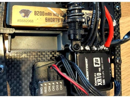 Xray x12 '22 Batterie halt Esc Halter Unterstützung xaer 3d print model - Mito3D