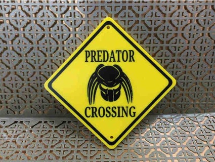 predator crossing sign starlabs3d 3d print model - Mito3D