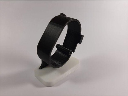montre bracelet supporter engins ordinaires 3d print model - Mito3D