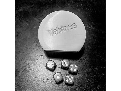 yahtzee dice shaker v11 davidgunzenhauser  3d print model - Mito3D