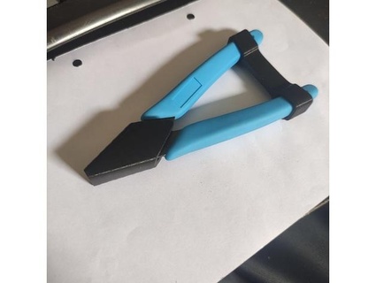 cutter pliers protection cover- ender 3 kniksis  3d print model - Mito3D