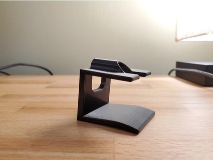 cable clip desk woodythehun 3d print model - Mito3D